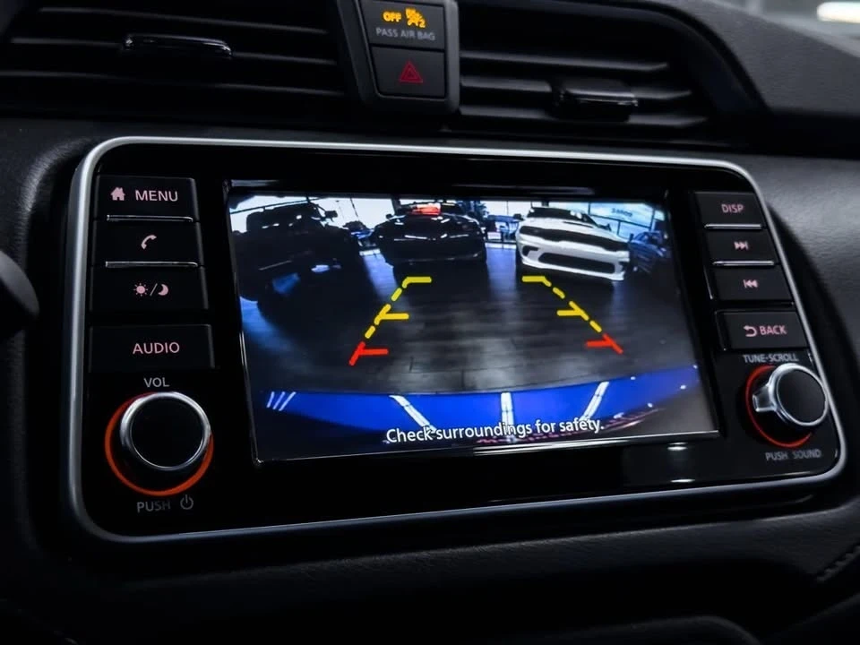 2023 Nissan Versa - Image 18 of 18