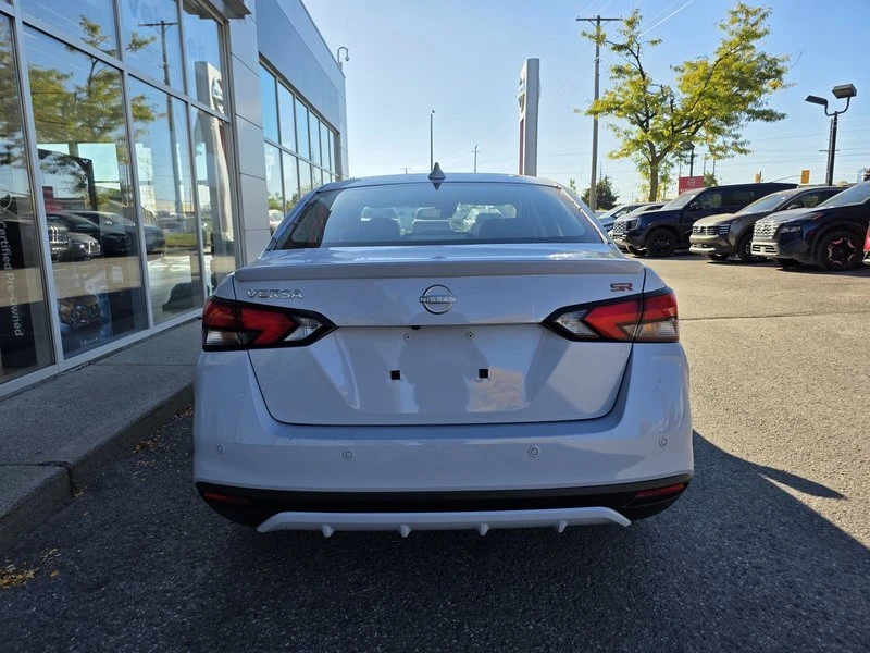 2023 Nissan Versa - Image 10 of 20