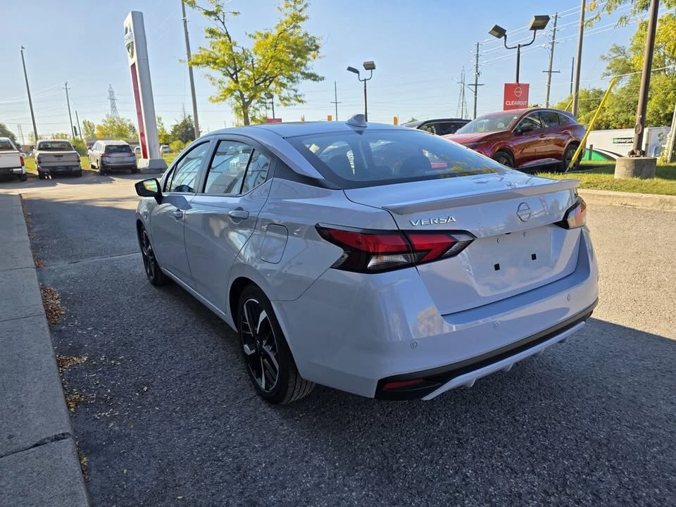 2023 Nissan Versa - Image 7 of 10