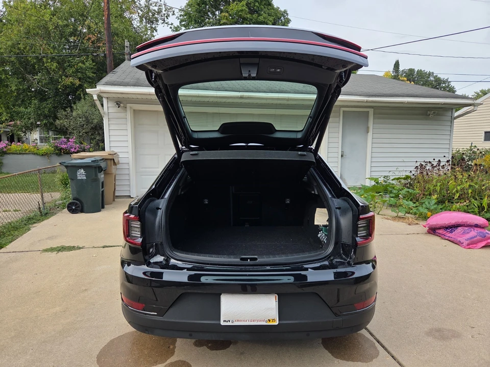 2023 Polestar 2 - Image 8 of 19