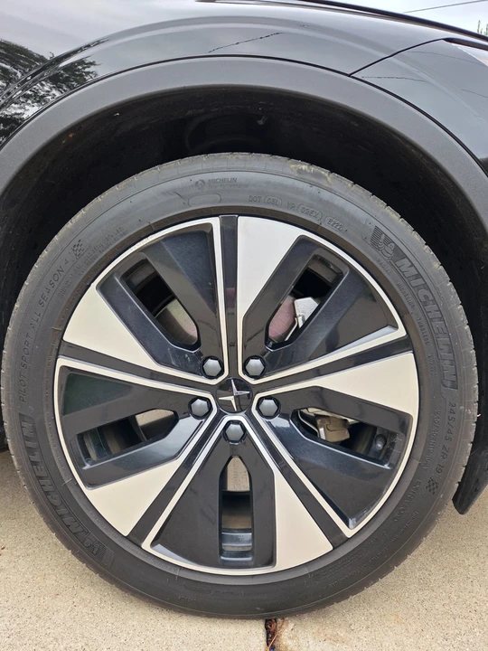 2023 Polestar 2 - Image 15 of 19