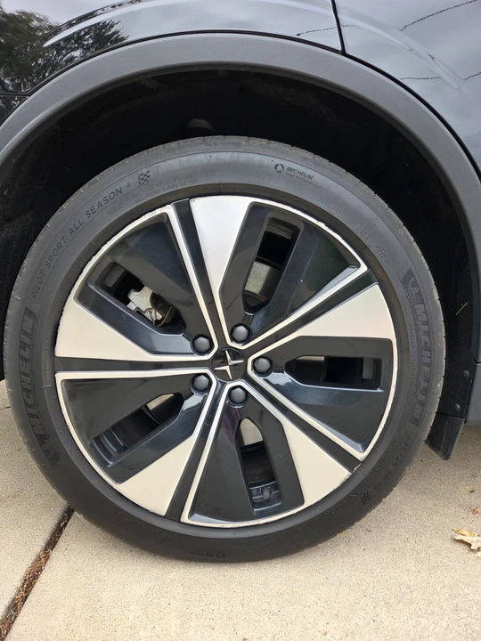 2023 Polestar 2 - Image 16 of 19