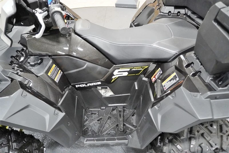2023 Polaris Slingshot - Image 16 of 21