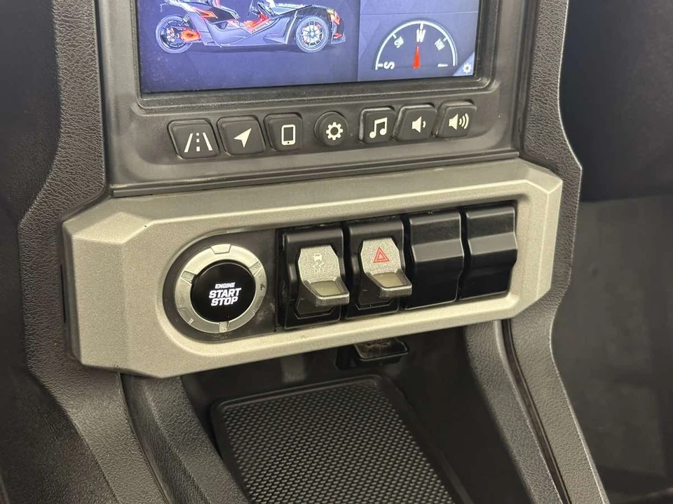 2023 Polaris Slingshot - Image 19 of 21