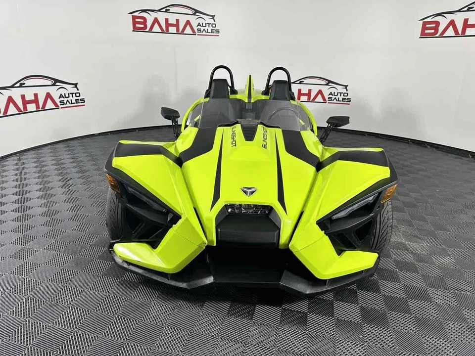 2023 Polaris Slingshot - Image 9 of 21