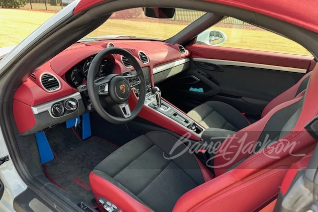 2023 Porsche 718 Boxster Spyder - Image 5 of 9
