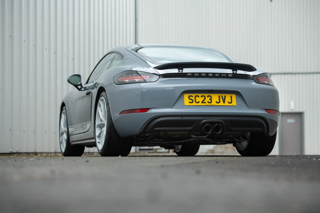 2023 Porsche 718 Cayman - Image 14 of 31