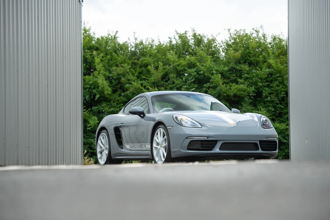 2023 Porsche 718 Cayman - Image 17 of 31