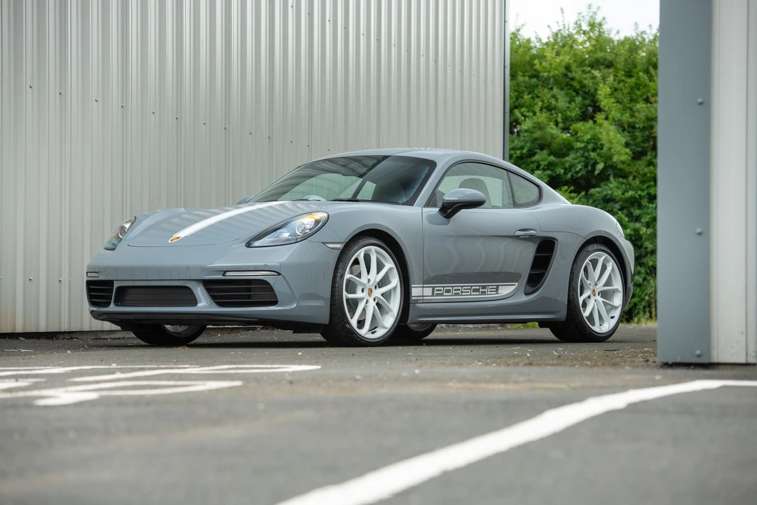2023 Porsche 718 Cayman - Image 8 of 31