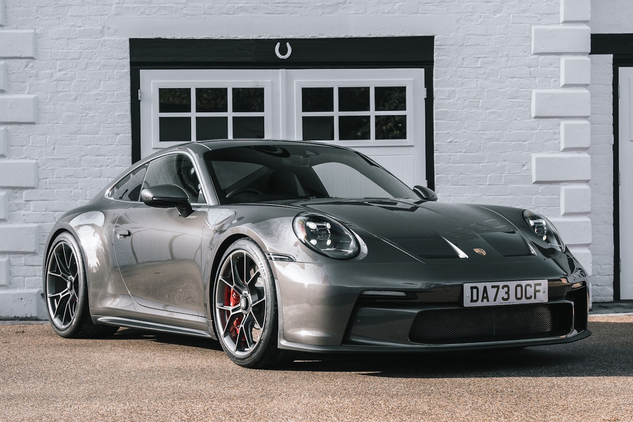 2023 PORSCHE 911 (992) GT3 TOURING - 723 MILES