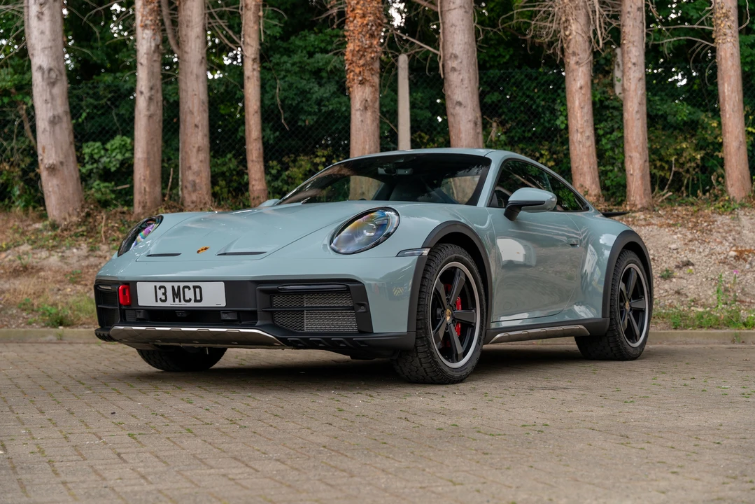 2023 Porsche 992 Dakar - Image 12 of 31