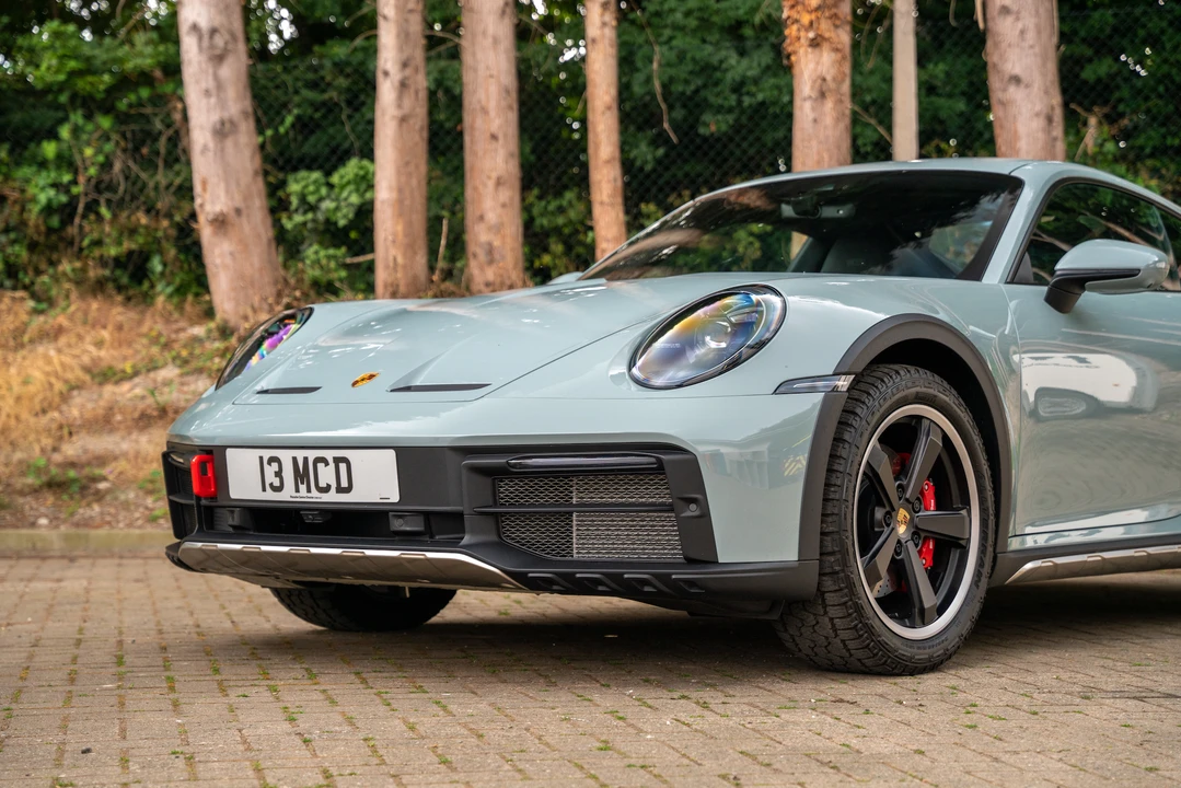 2023 Porsche 992 Dakar - Image 21 of 31