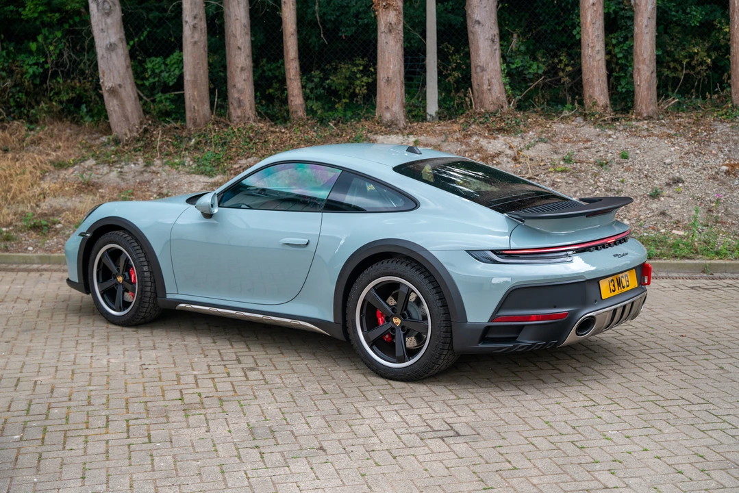 2023 Porsche 992 Dakar - Image 6 of 31