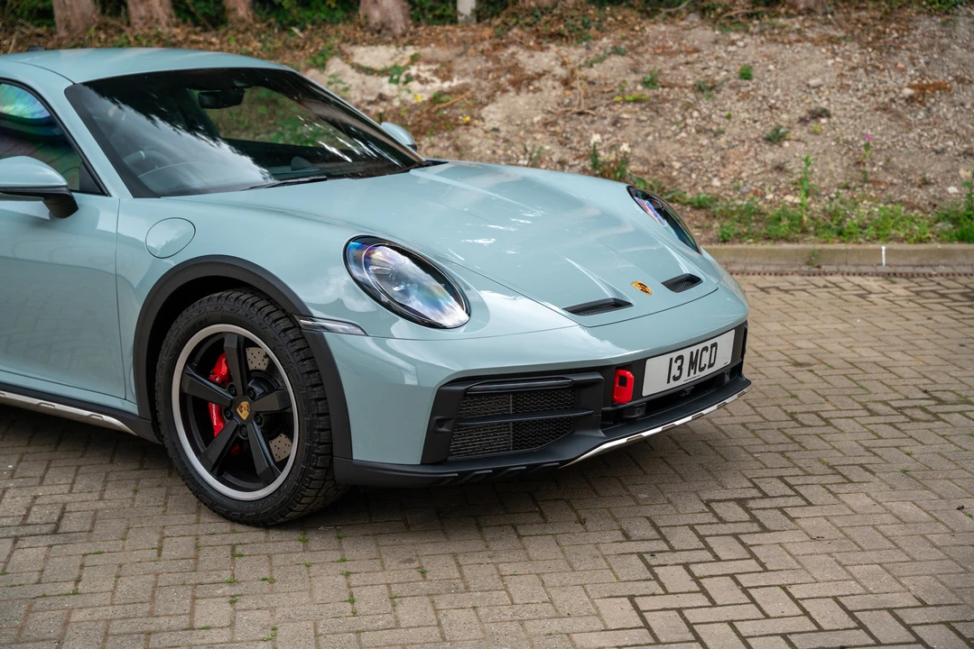 2023 Porsche 992 Dakar - Image 19 of 31