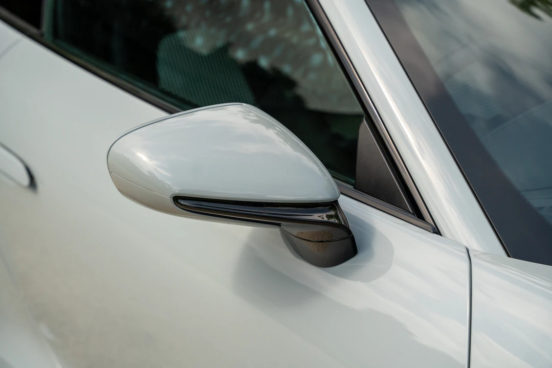 2023 Porsche 992 Carrera - Image 29 of 31