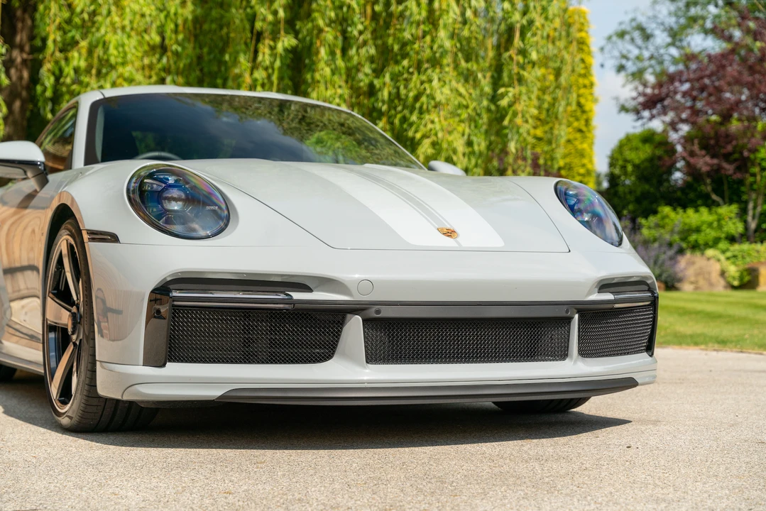 2023 Porsche 992 Carrera - Image 20 of 31