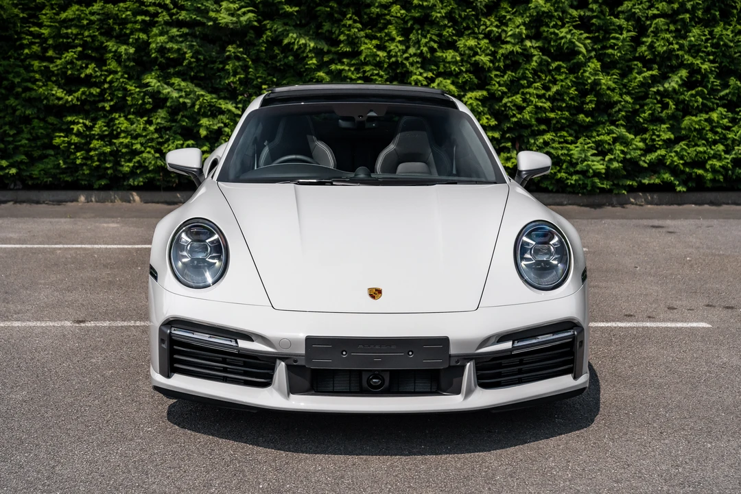 2023 Porsche 992 Turbo - Image 11 of 31