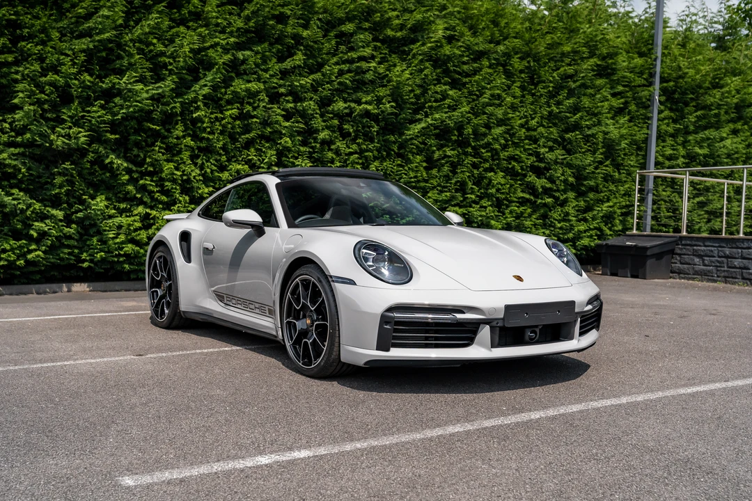 2023 Porsche 992 Turbo - Image 10 of 31