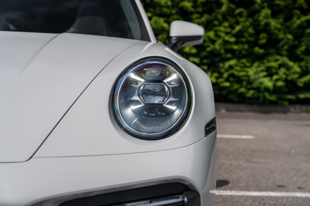 2023 Porsche 992 Turbo - Image 28 of 31