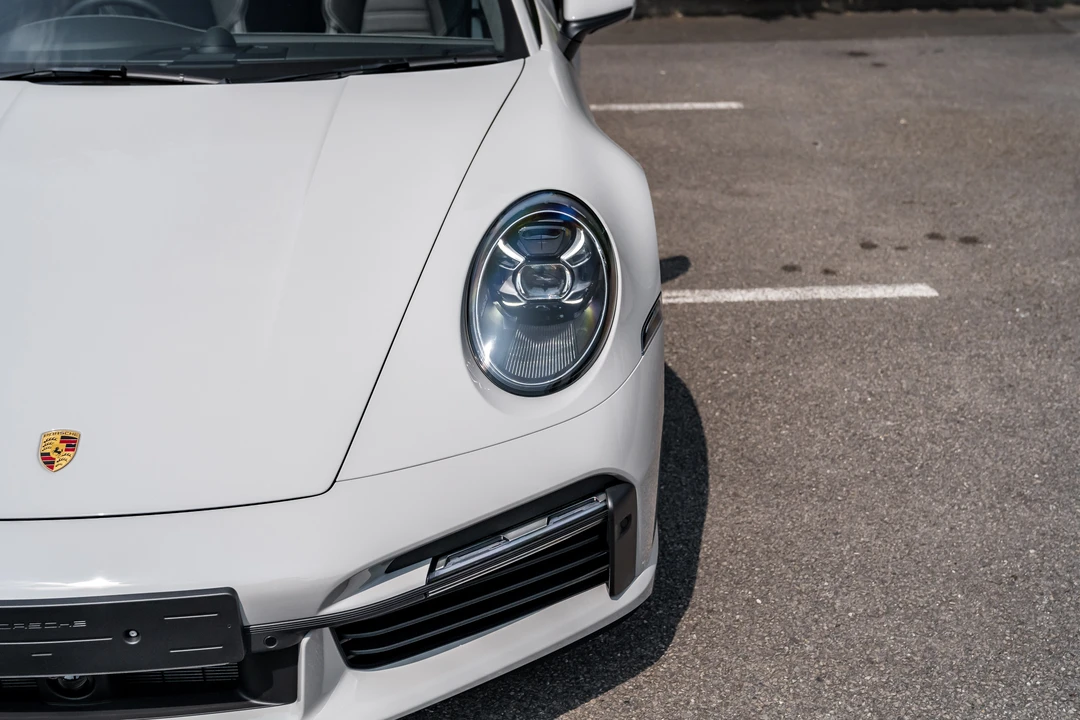 2023 Porsche 992 Turbo - Image 29 of 31