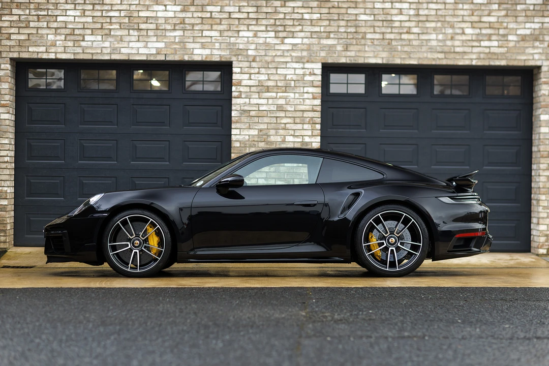 2023 Porsche 992 Turbo - Image 17 of 31