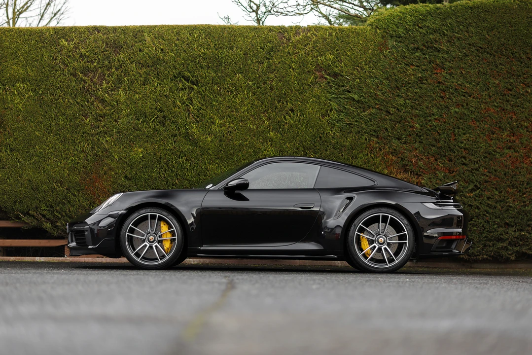2023 Porsche 992 Turbo - Image 9 of 31