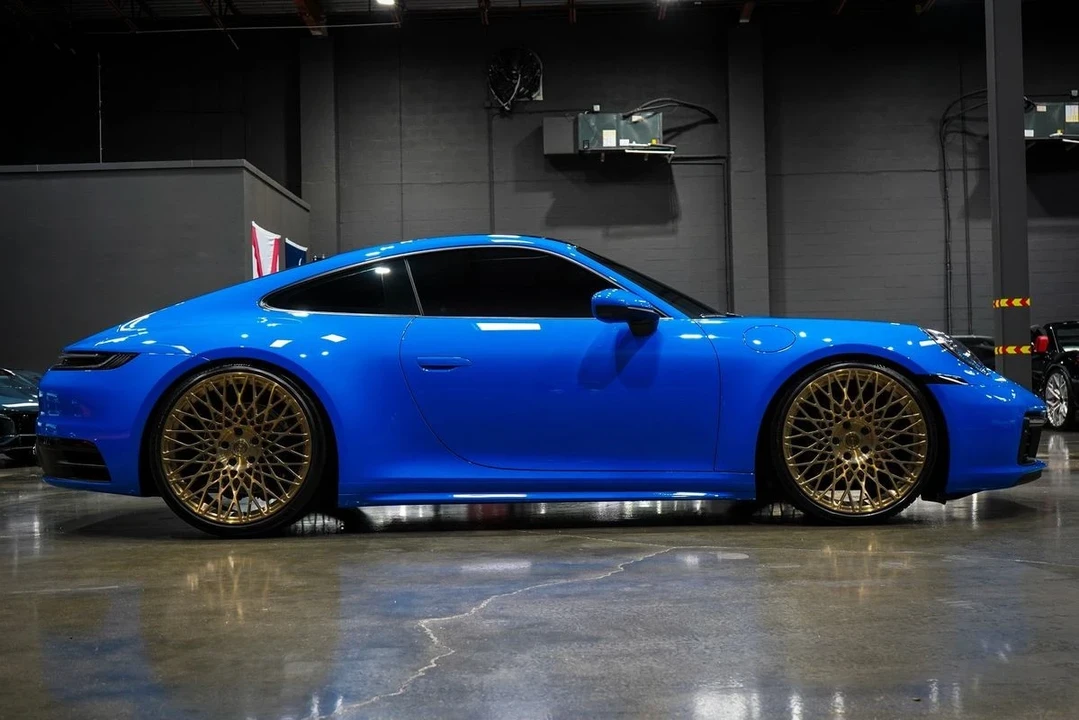 2023 Porsche 992 Carrera 4 - Image 6 of 21