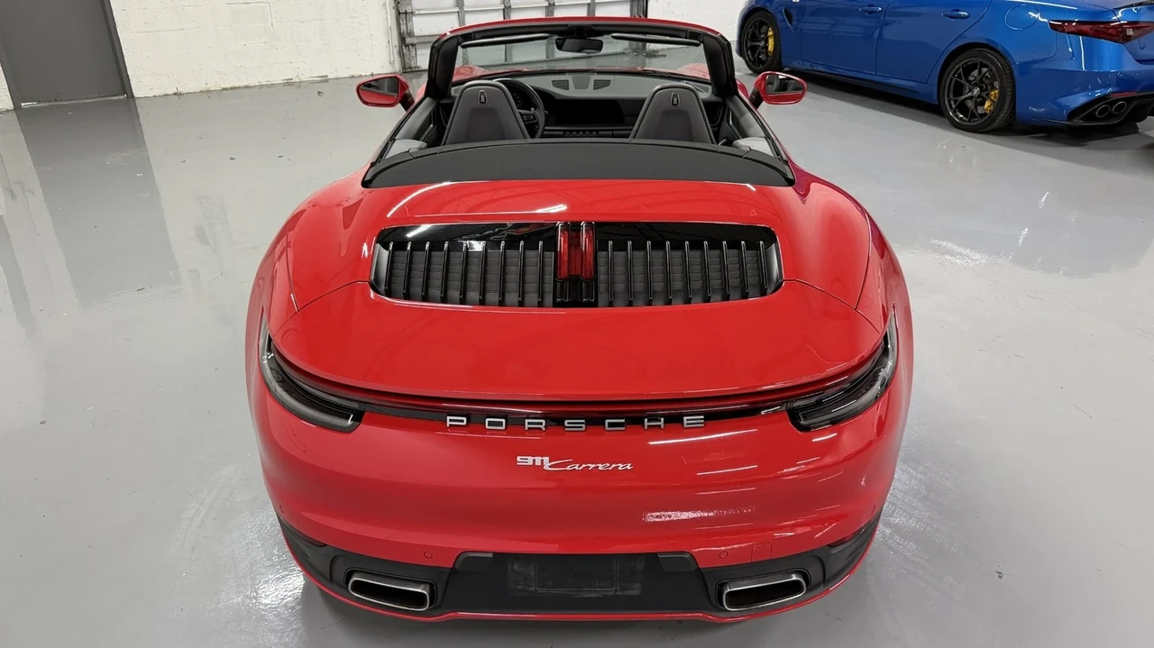 2023 Porsche 992 Carrera - Image 19 of 21