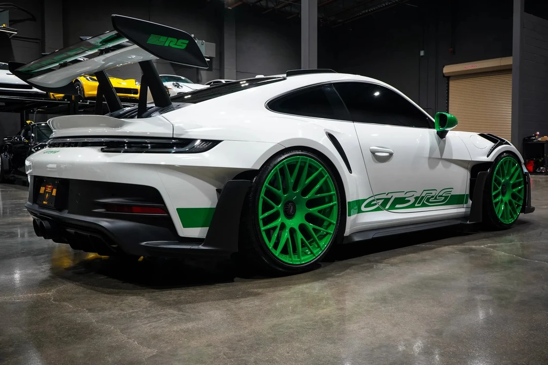 2023 Porsche 992 GT3 RS - Image 2 of 31