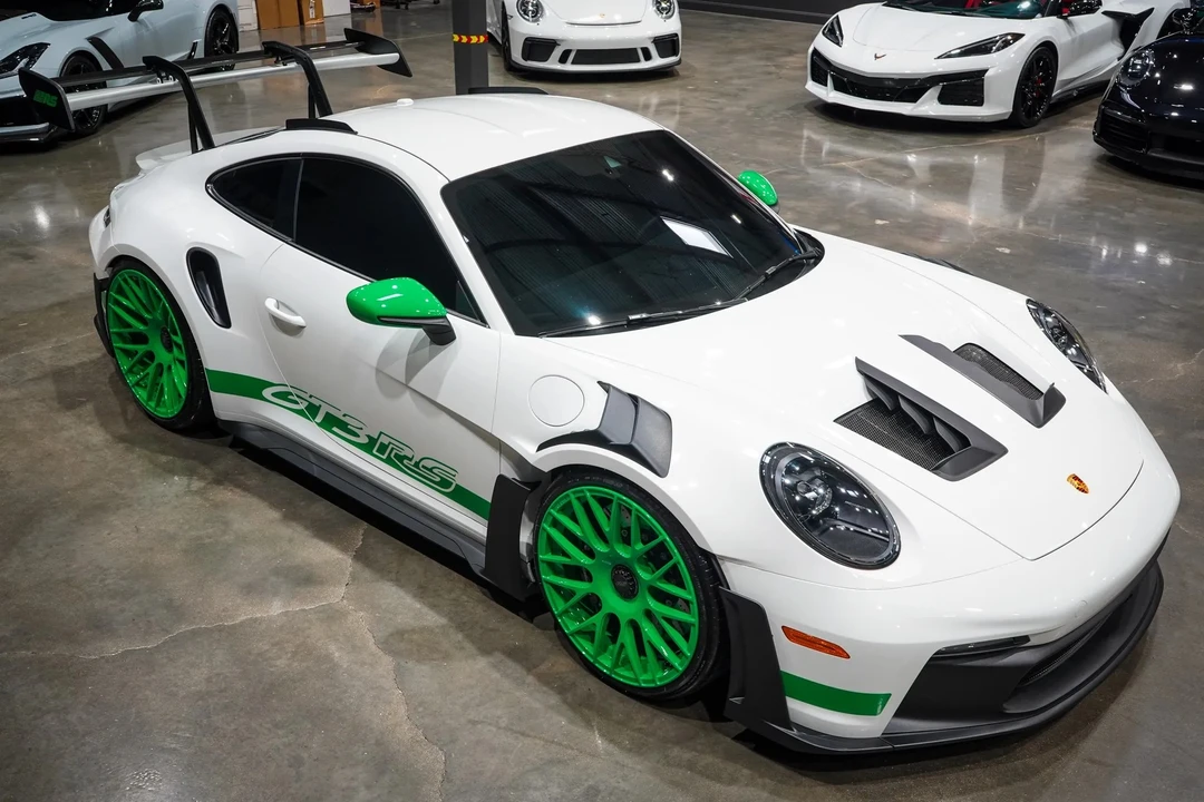2023 Porsche 992 GT3 RS - Image 19 of 31