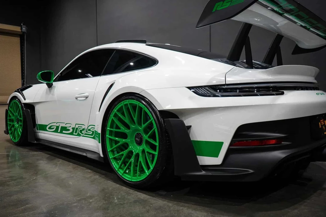 2023 Porsche 992 GT3 RS - Image 24 of 31