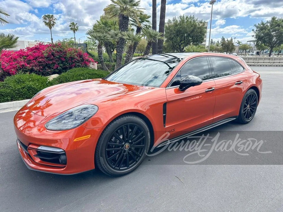 2023 Porsche 971 Panamera GTS - Image 16 of 17