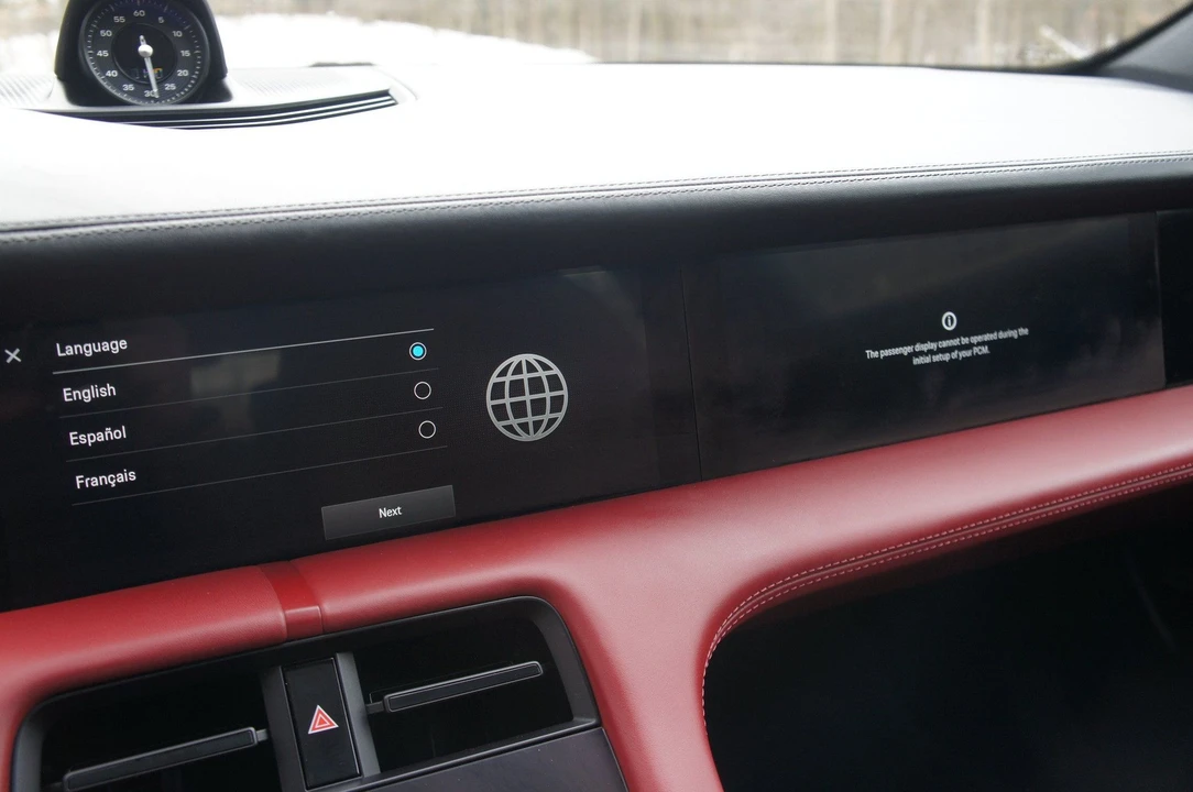 2023 Porsche Taycan 4S - Image 26 of 31