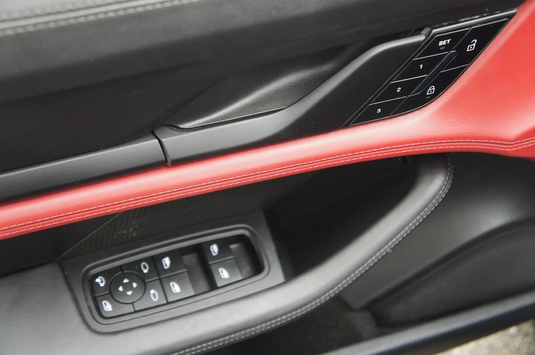 2023 Porsche Taycan 4S - Image 31 of 31