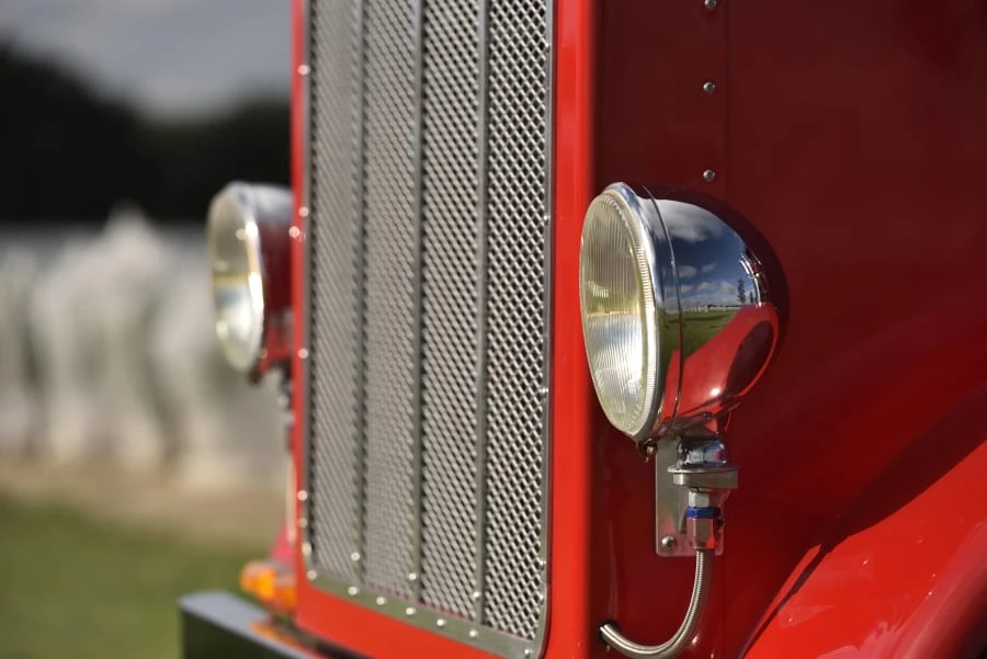 2023 Peterbilt - Image 7 of 31