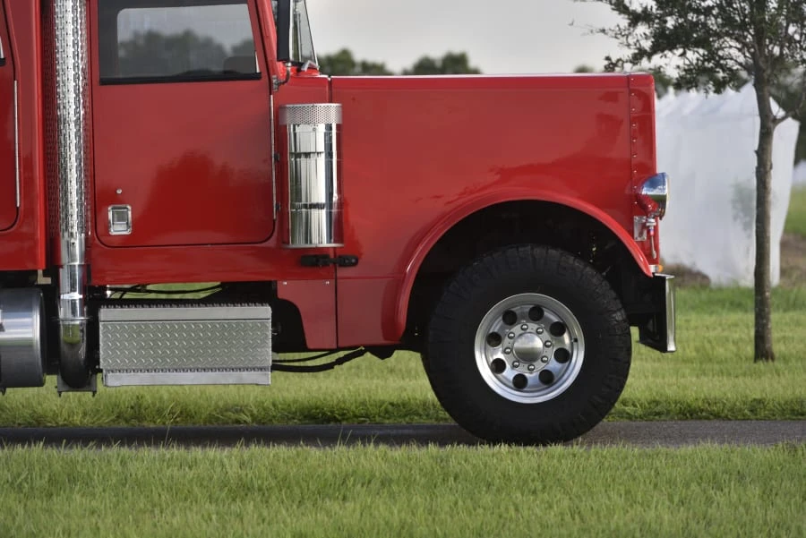2023 Peterbilt - Image 10 of 31