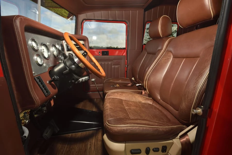 2023 Peterbilt - Image 21 of 31
