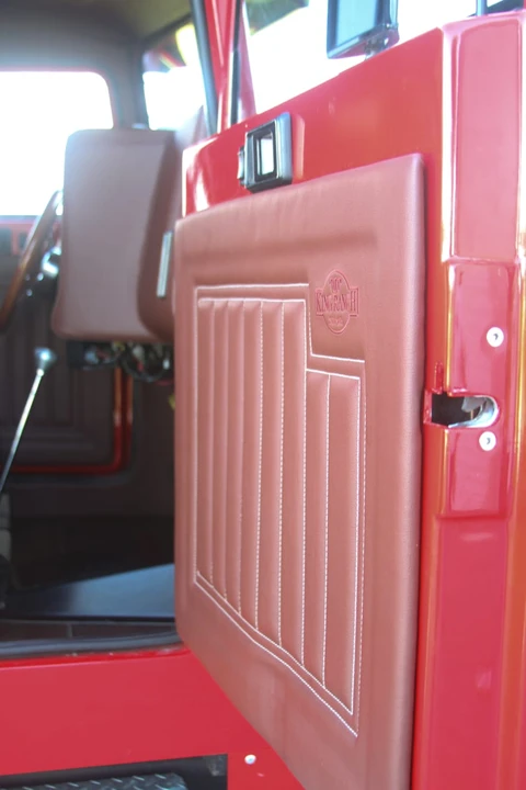 2023 Peterbilt - Image 12 of 18