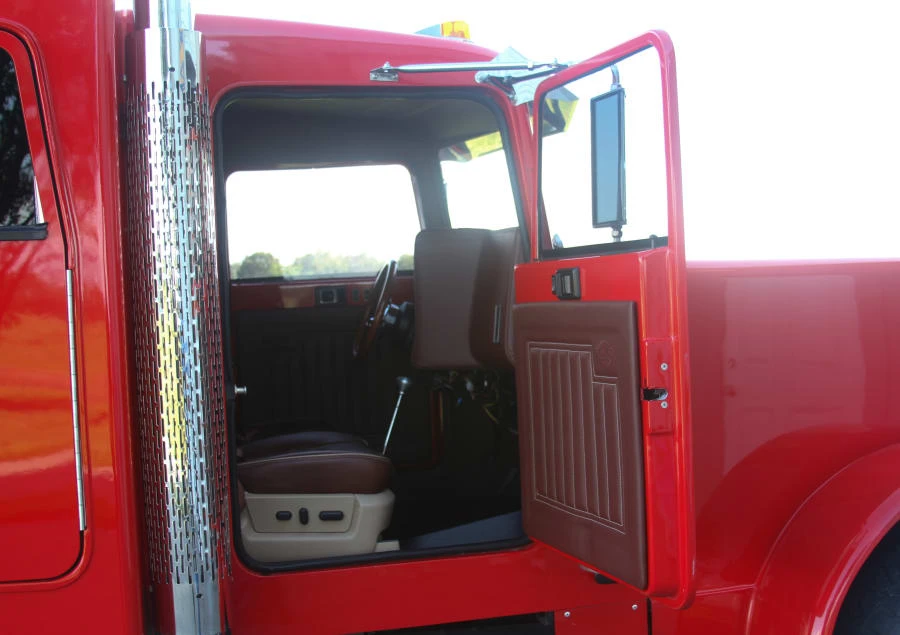 2023 Peterbilt - Image 14 of 18