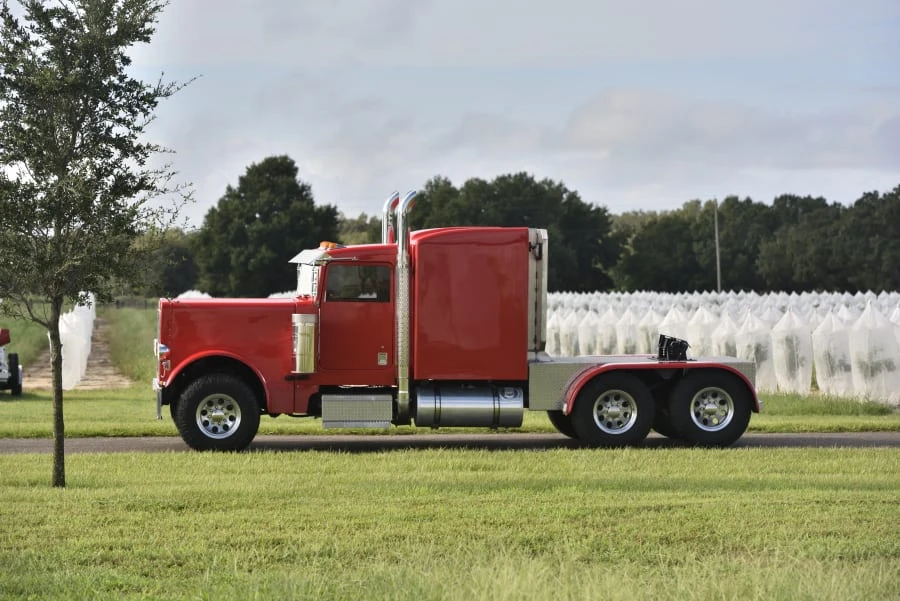 2023 Peterbilt - Image 18 of 31