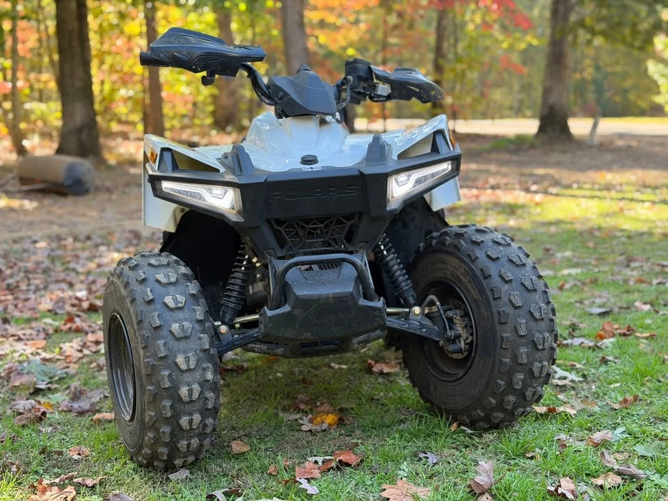 2023 Polaris - Image 2 of 3