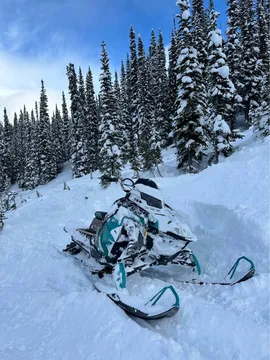2023 Polaris RMK Khaos 850