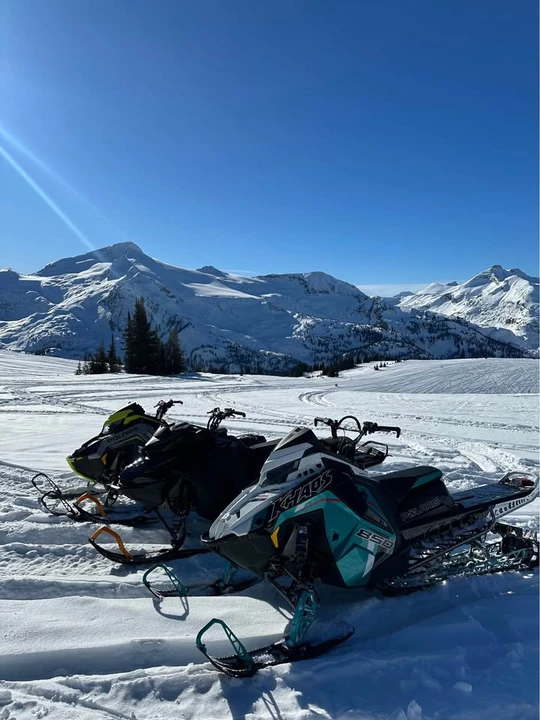 2023 Polaris - Image 2 of 3
