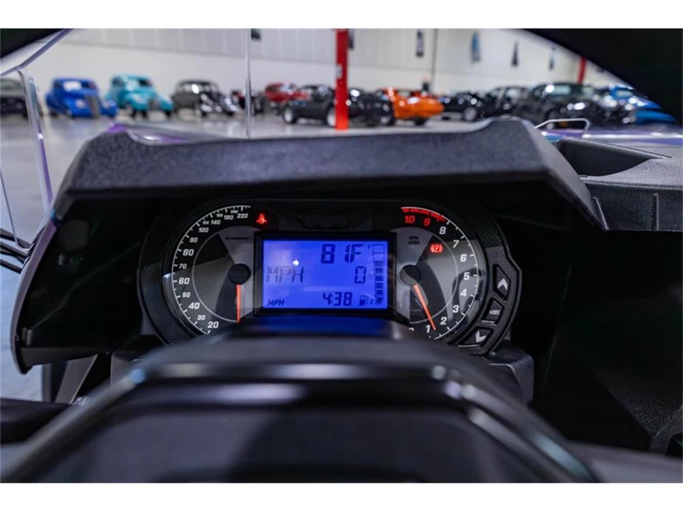 2023 Polaris Slingshot - Image 11 of 31