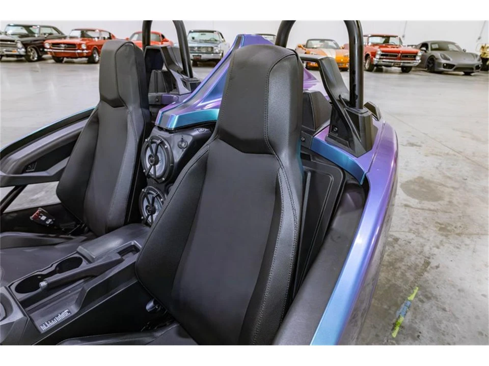 2023 Polaris Slingshot - Image 29 of 31