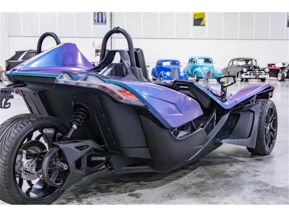 2023 Polaris Slingshot - Image 21 of 31