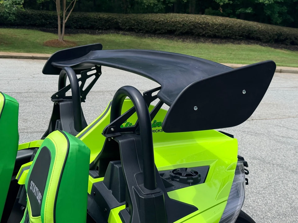 2023 Polaris Slingshot - Image 24 of 31
