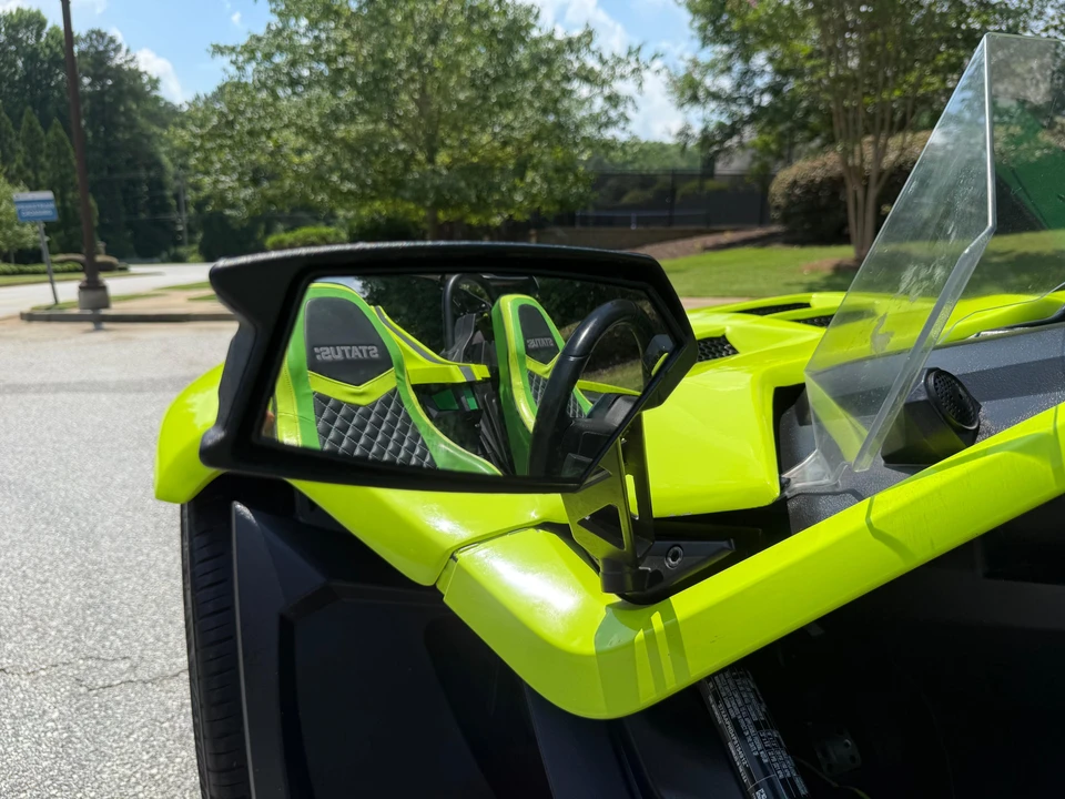 2023 Polaris Slingshot - Image 20 of 31