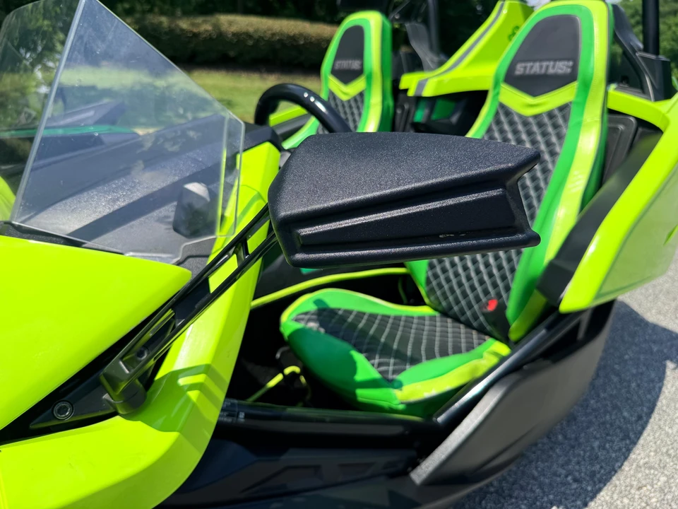 2023 Polaris Slingshot - Image 19 of 31