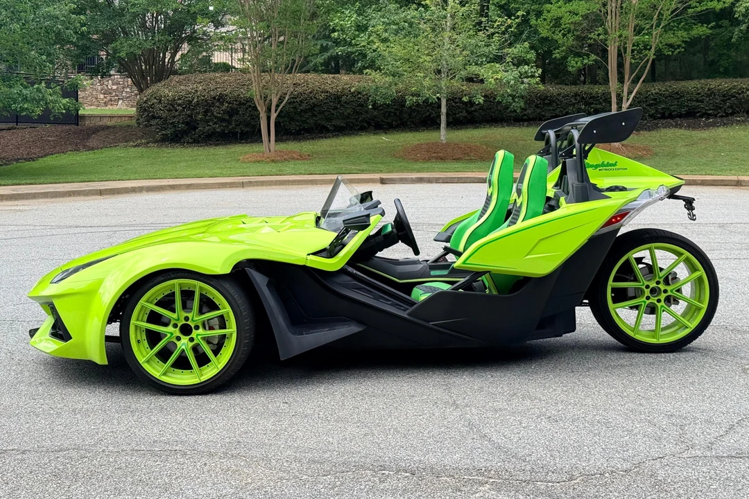 2023 Polaris Slingshot - Image 3 of 31